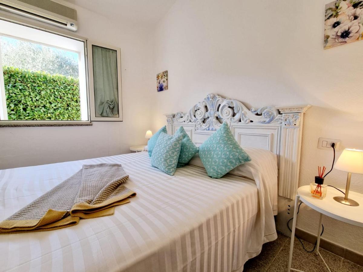 Stazzo San Teodoro L'Olivastro Piscina Condivisa Apartment Luaran gambar