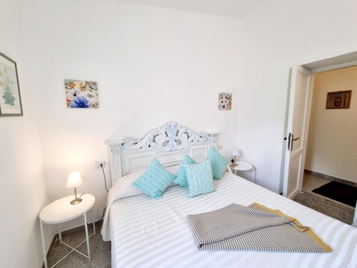 Stazzo San Teodoro L'Olivastro Piscina Condivisa Apartment Luaran gambar